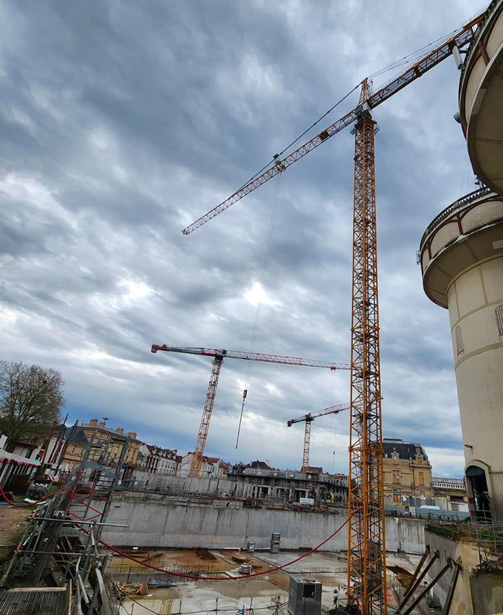 Réparation d'une grue en France